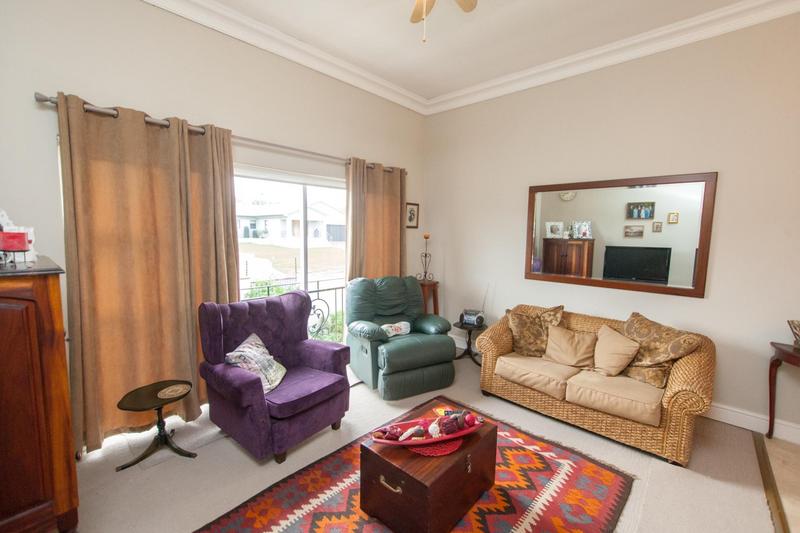 To Let 2 Bedroom Property for Rent in Sonstraal Western Cape